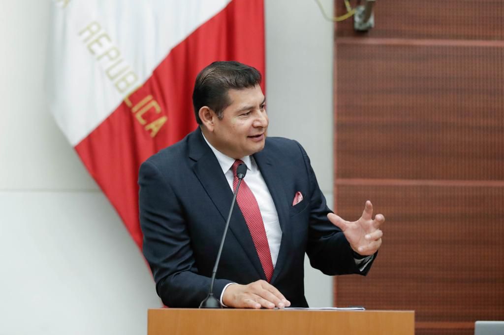 Senador Alejandro Armenta celebra a Pancho Villa y Emiliano Zapata