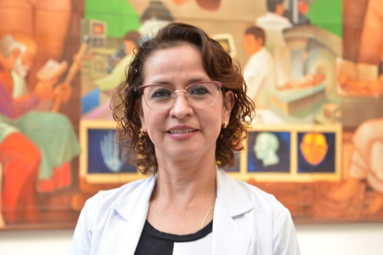 Doctora Leticia Ascencio Huertas, del INCAN