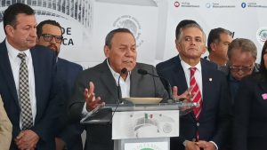 Jesús Zambrano, dirigente del PRD, le cierra las puertas a senador Ricardo Monreal para la candidatura presidencial