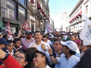 La marcha de Puebla demostró que el pueblo está con AMLO, asegura el senador Alejandro Armenta