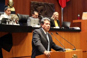 "No soy ingenuo y sé a lo que me enfrento", dice senador Ricardo Monreal antes de votar la reforma electoral secundaria