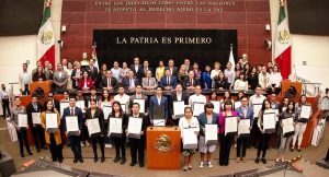 Entrega senador Alejandro Armenta 39 reconocimientos a 39 atletas y deportistas poblanos