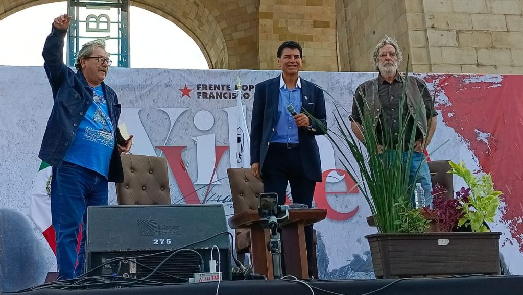 Francisco Villa no ha tenido el reconocimiento histórico que debería: historiadores Jesús Vargas y Paco Ignacio Taibo II.