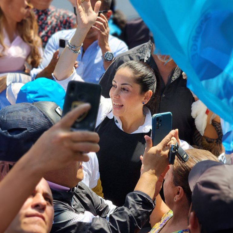 Ecuador necesita presidencia fuerte, Luisa González, candidata del RC5