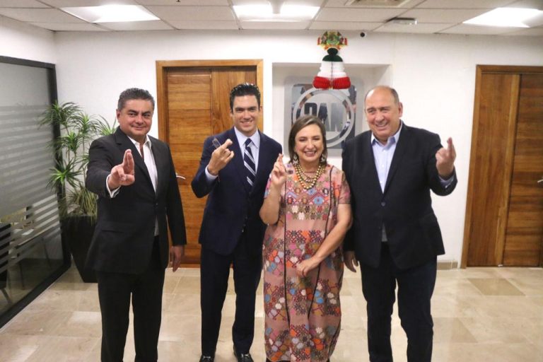 Se busca un proyecto que sí atienda las necesidades prioritarias de los mexicanos: diputados : Xóchitl Gálvez, Luis E. Cházaro, Rubén Moreira y Jorge Romero.