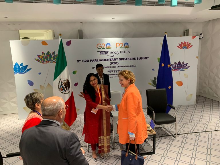 La senadora Ana Lilia Rivera sostuvo una reunión con Nicola Beer, presidenta del Parlamento Europeo en la Cumbre de Presidentes de Parlamentos del G20