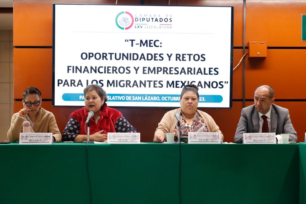Estuvieron presentes en el Foro las y los legisladores Erika Vanessa del Castillo Ibarra, Olga Leticia Rojas Chávez, Alejandro Robles Gómez y Mario Alberto Torres Escudero.