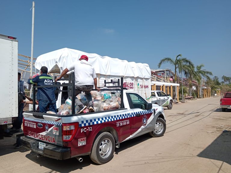 Tecámac envió este fin de semana ayuda a los damnificados por el huracán Otis en Coyuca de Benítez, Guerrero.
