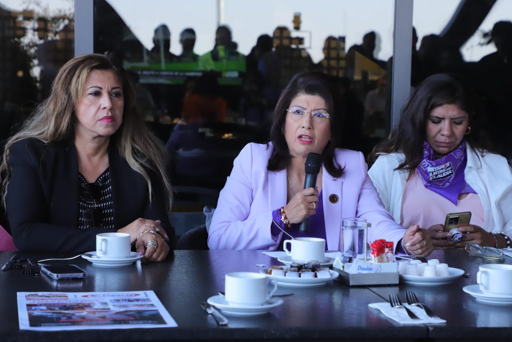 Se adhiere al movimiento “Estamos Listas con Claudia” la candidata al Senado de la República, Mariela Gutiérrez Escalante.