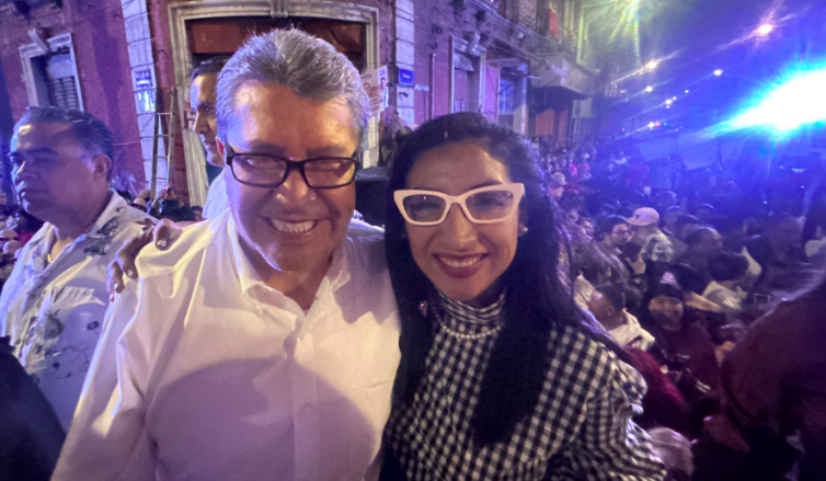 El senador Ricardo Monreal y la diputada Ana Villagrán en el inicio de campaña de Caty Monreal en la Alcaldía Cuauhtémoc.