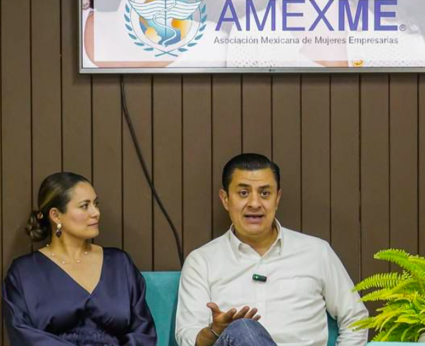 El candidato a la alcaldía de Guadalajara por Morena y la mega alianza Sigamos Haciendo Historia en Jalisco, Chema Martínez, se reunió este viernes con el Consejo Coordinador de Mujeres Empresarias del estado para dar a conocer su proyecto de cambio humanista para la ciudad.