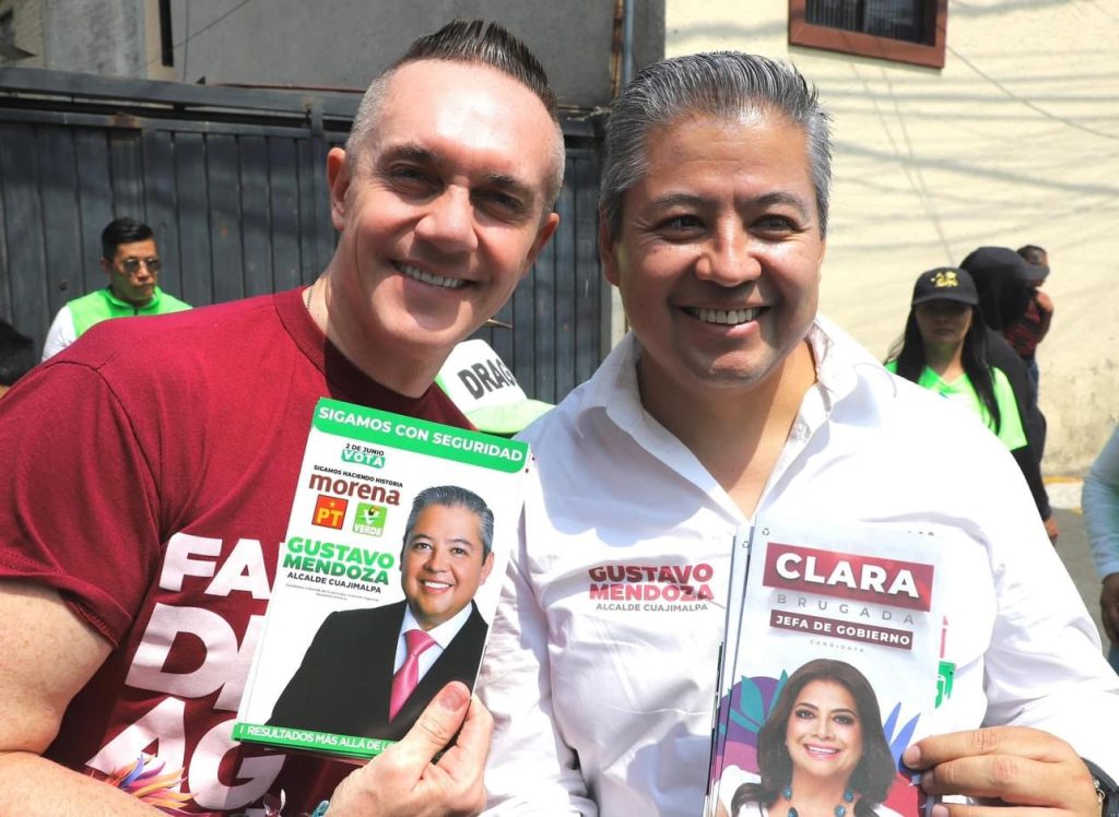 Gustavo Mendoza Figueroa, candidato a la Alcaldía Cuajimalpa de Morelos por la coalición MORENA, PT y PVEM, con Adrián Rubalcava.
