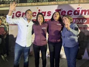 Miles de tecamaquenses festejan el triunfo de Mariela Gutierrez y Rosi Wong