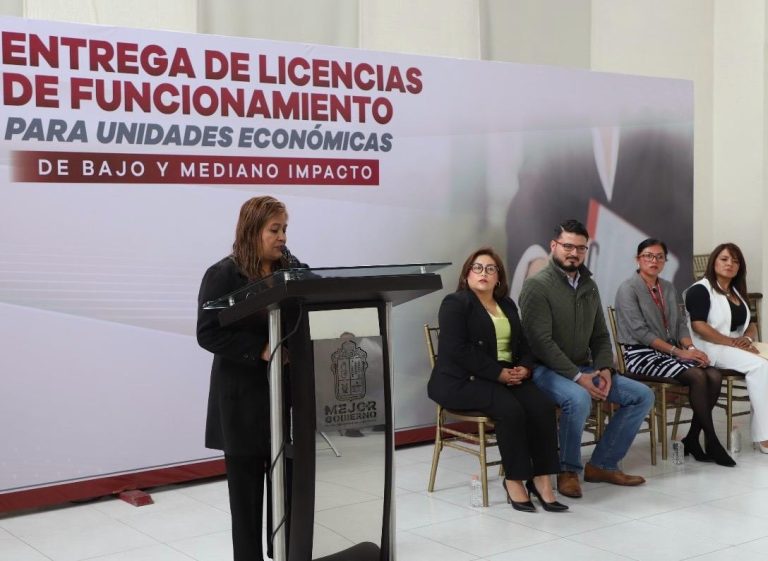 Rocío Miguel Hernández, deseó éxito a los 300 empresarios que desde este día cumplen con la normatividad para funcionar.