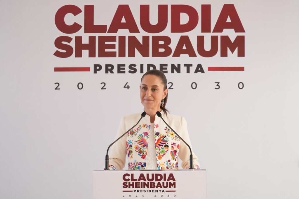 ¡Nunca! Eso sería pintar la raya con el pueblo de México. ¡Nunca!: Claudia Sheinba¡um.
