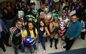 Representantes de la lucha libre de Hidalgo y del Estado de México se dieron cita en la Feria De Todas y Todos. FUL 37 UAEH.