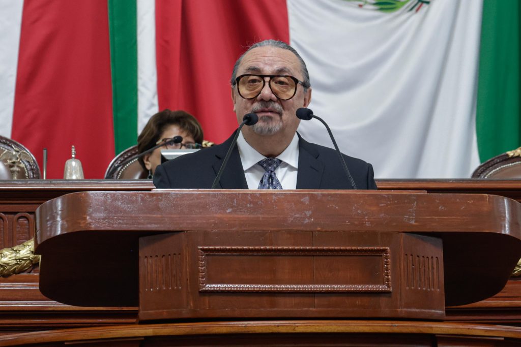 El secretario de Gobierno capitalino, Ricardo Ruiz, subrayó que los pilares de la gobernabilidad democrática son la legitimidad, la representatividad y la participación ciudadana en la toma de decisiones.