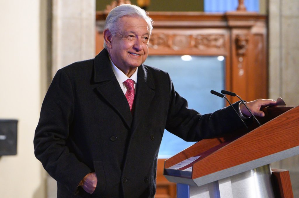 AMLO en su última mañanera, derrotó a una derecha mediocre