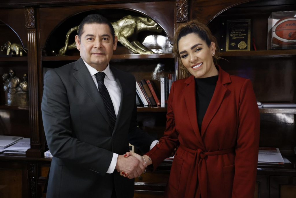 El gobernador electo ha anunciado la creación del Instituto de Bienestar Animal, que estará dirigido por Michele Islas.