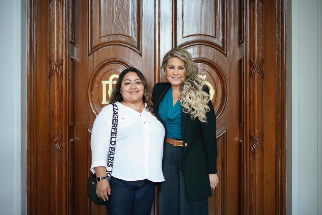 Agradezco el recibimiento que nos hizo la Dip. y Presidenta del PRDcdmx Nora Arias: Rita Contreras.