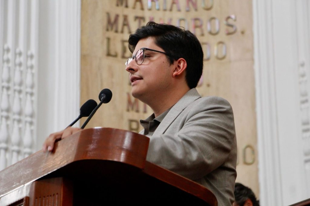 Propone Paulo García crear la Comisión de Arbitraje Médico Veterinario.