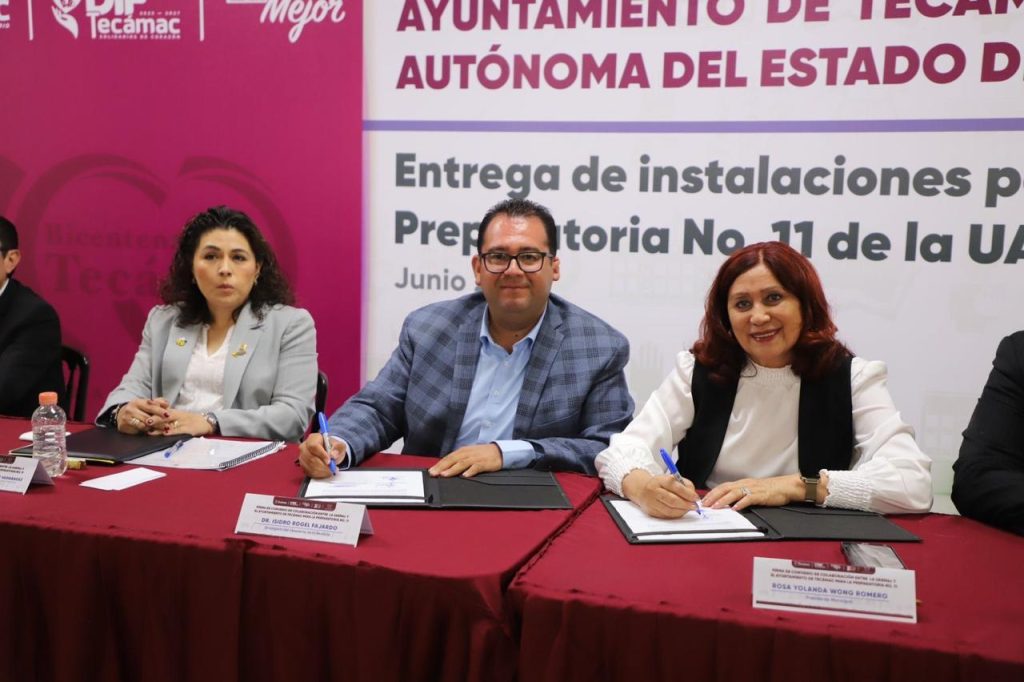 Por Tecámac Rosi Wong Romero y por UAEMéx Isidro Rogel Fajardo firmaron convenio para nuevo bachillerato Bosques de los Héroes.