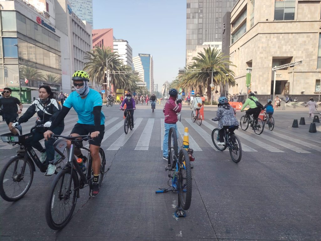 Paseo Dominical "Muévete en Bici", con 167,610 personas, superó el récord anterior de 161,824 personas.