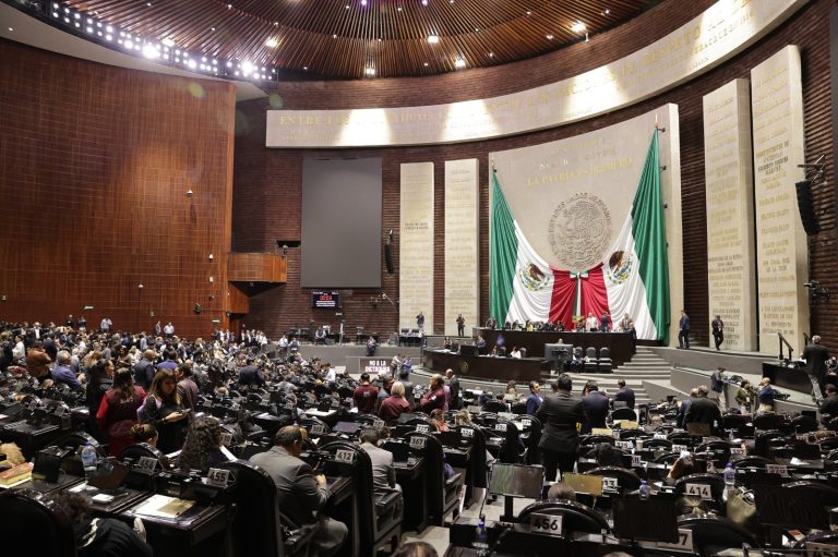 La Cámara de Diputados aprobó, en lo general y en lo particular, el dictamen del “Plan B” de la reforma electoral.