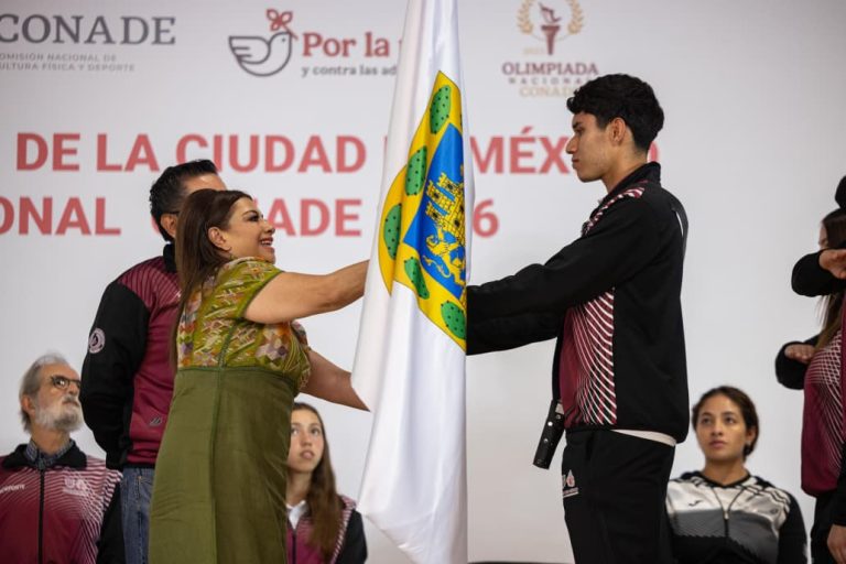 Rumbo a Olimpiada Nacional CONADE 2026 y jefa de Gobierno, Clara Brugada, anuncia apoyos para atletas y entrenadores, luego de abanderar a la Selección de la CDMX.