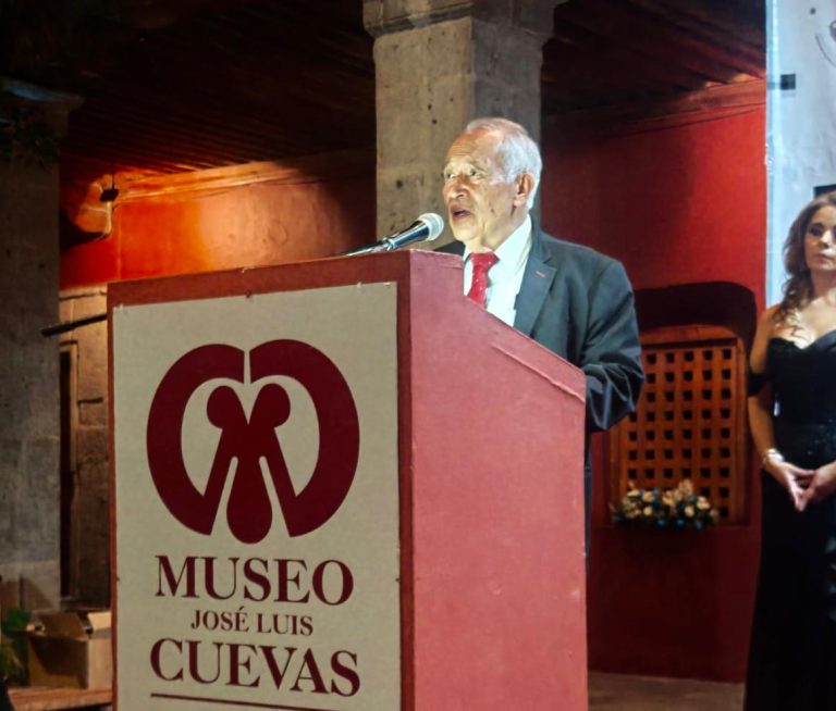 Debemos acabar con la indecisión y la confrontación, eso no nos lleva a ningún lado, apuntó Javier López, al plantear la ilusión de un México unido en favor del pueblo.